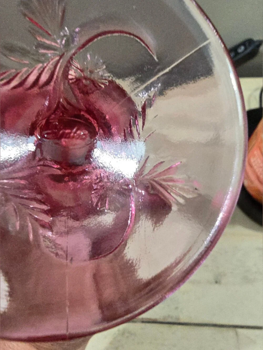 Fenton Inverted Strawberry Bud Vase.